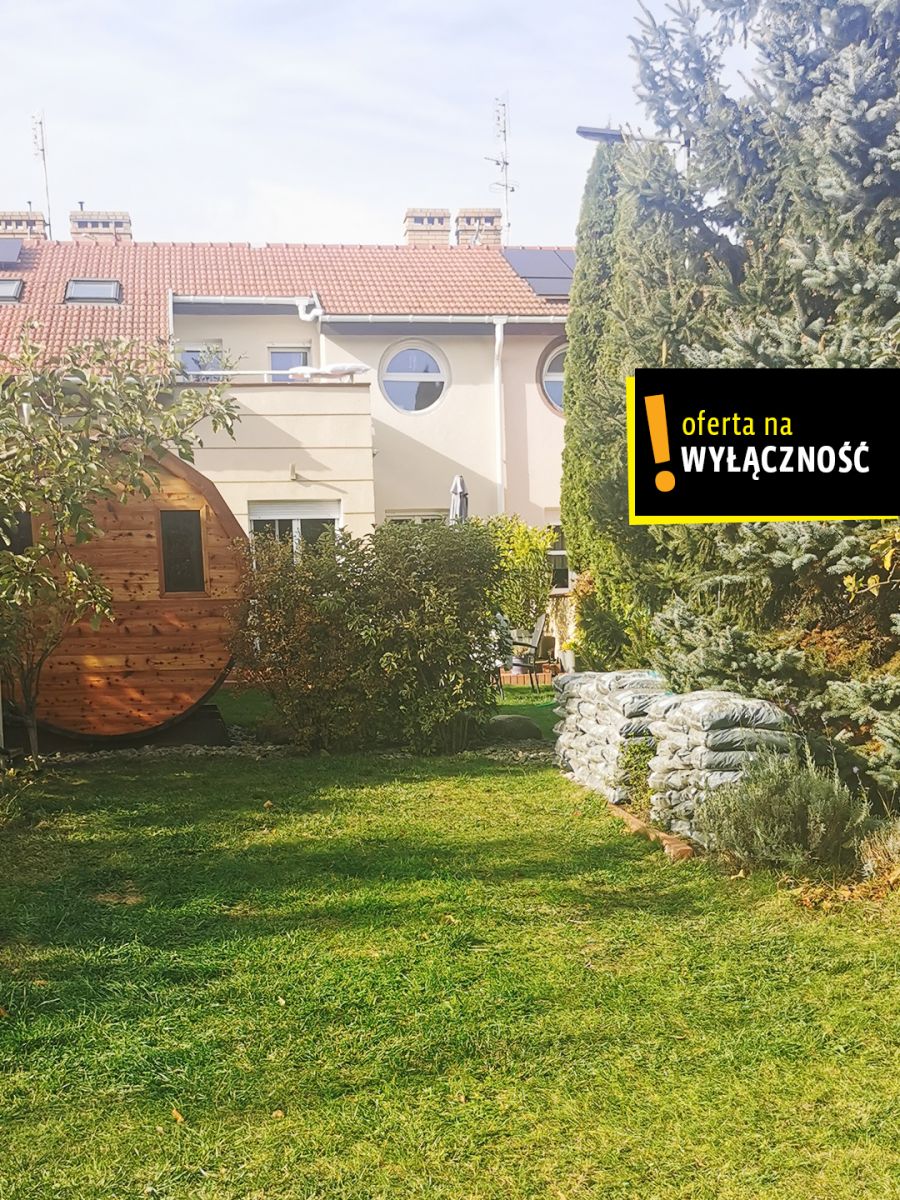 Ciekawy i przytulny szeregowiec z sauną