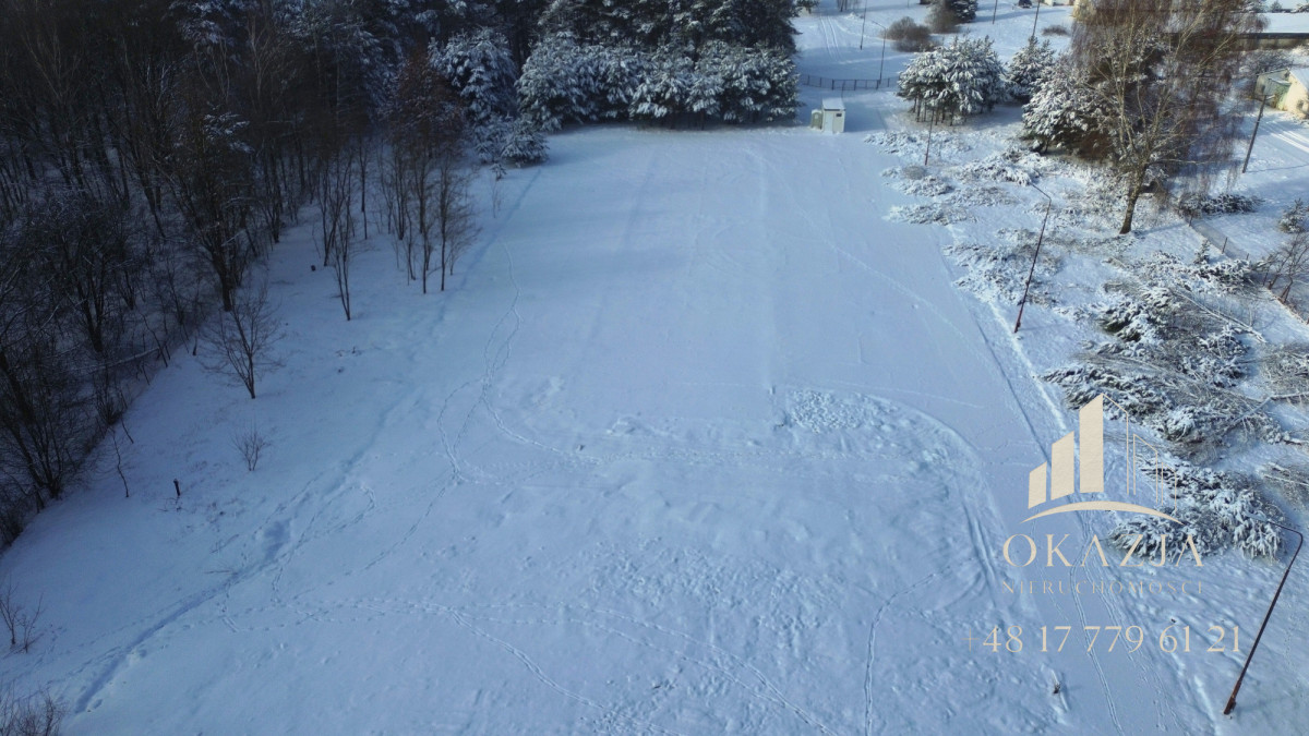 Działka na sprzedaż
