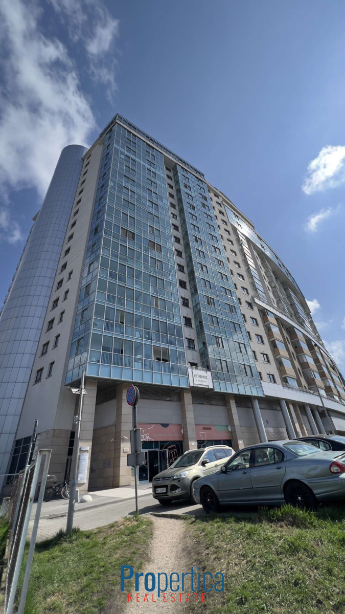 Komercyjny na wynajem