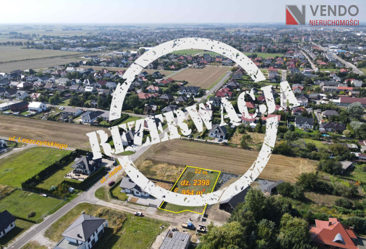 Działka na sprzedaż