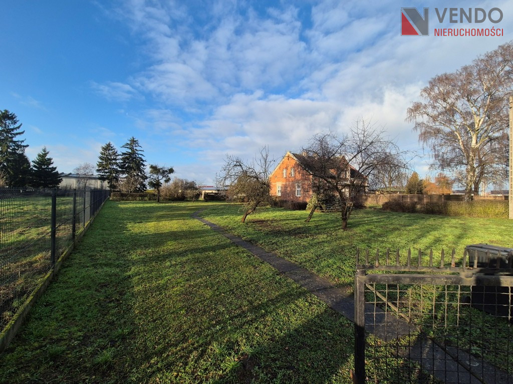 Działka na sprzedaż