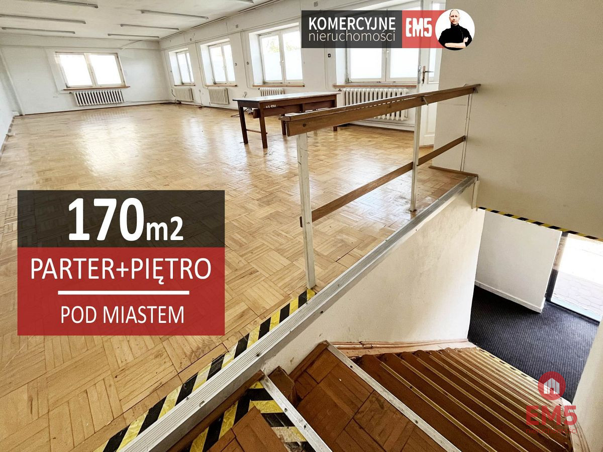 Budynek tuż pod miastem, zdjęcie 1