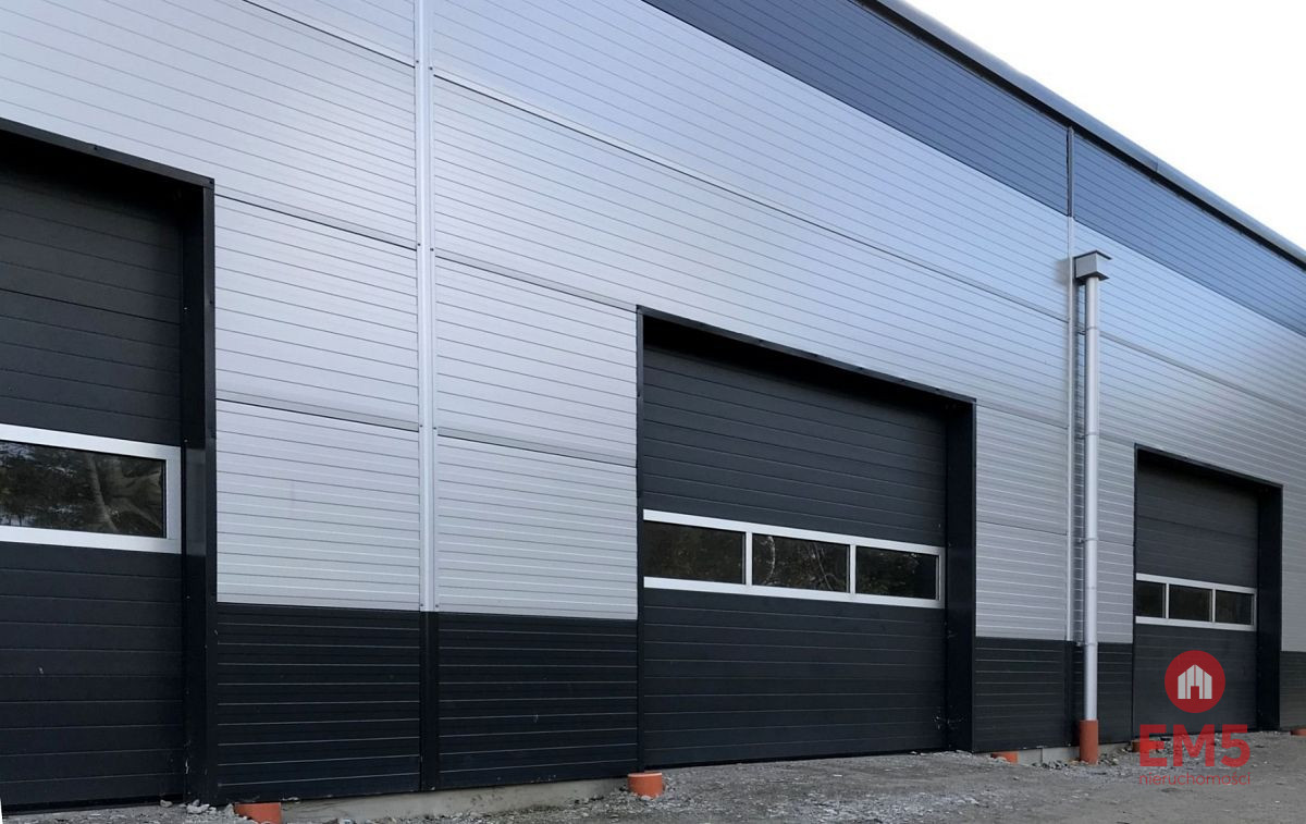 Hala z zapleczem biurowo-socjalnym, 570 m2, zdjęcie 1