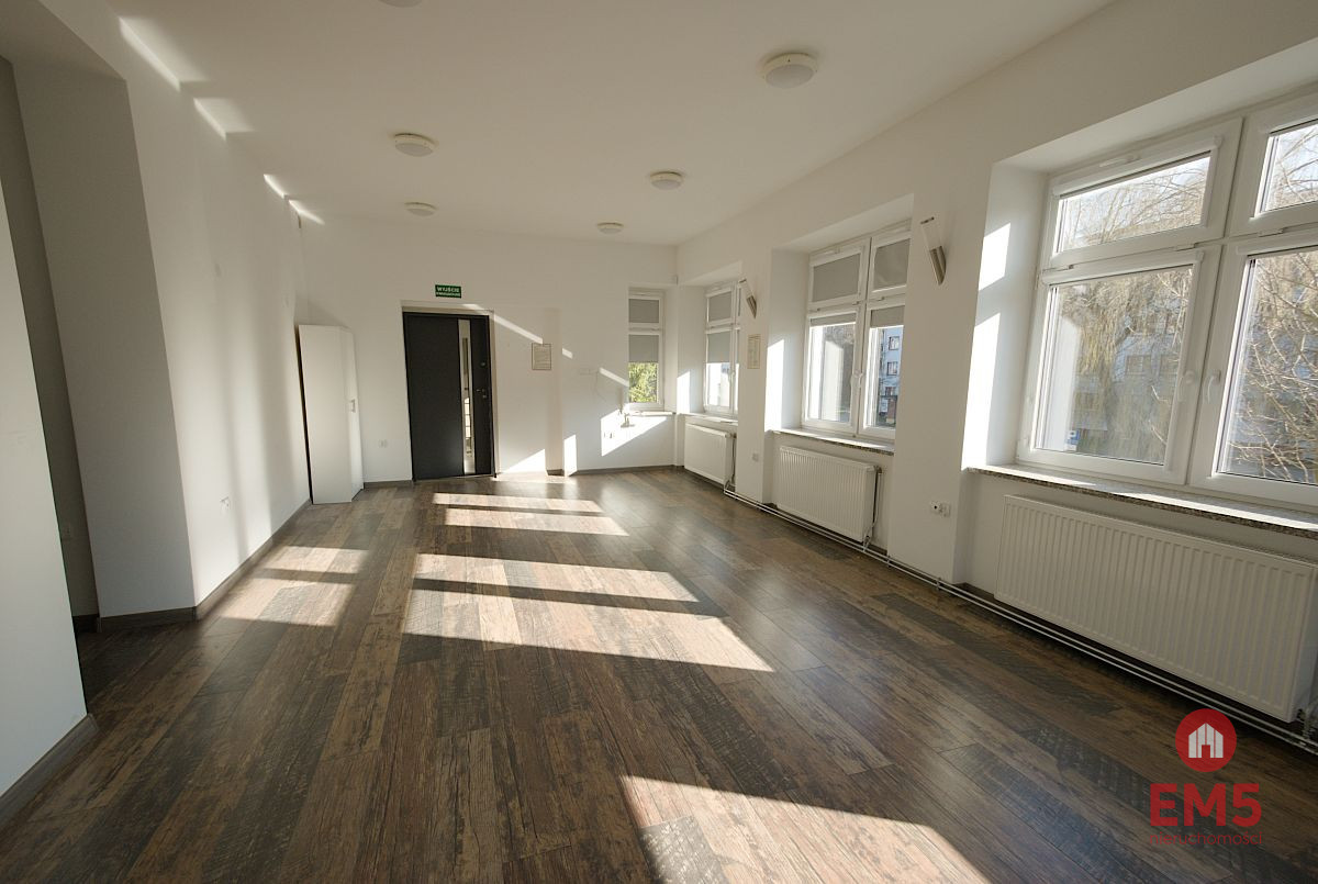 Budynek 430m2*Dom Ul. Stroma, zdjęcie 12