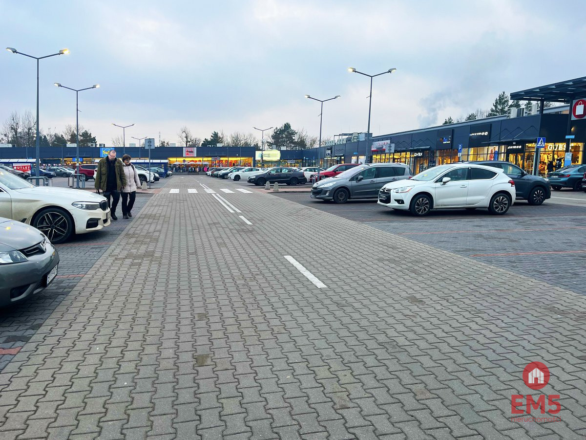 Lokal 100m2 w Centrum Handlowym, zdjęcie 2