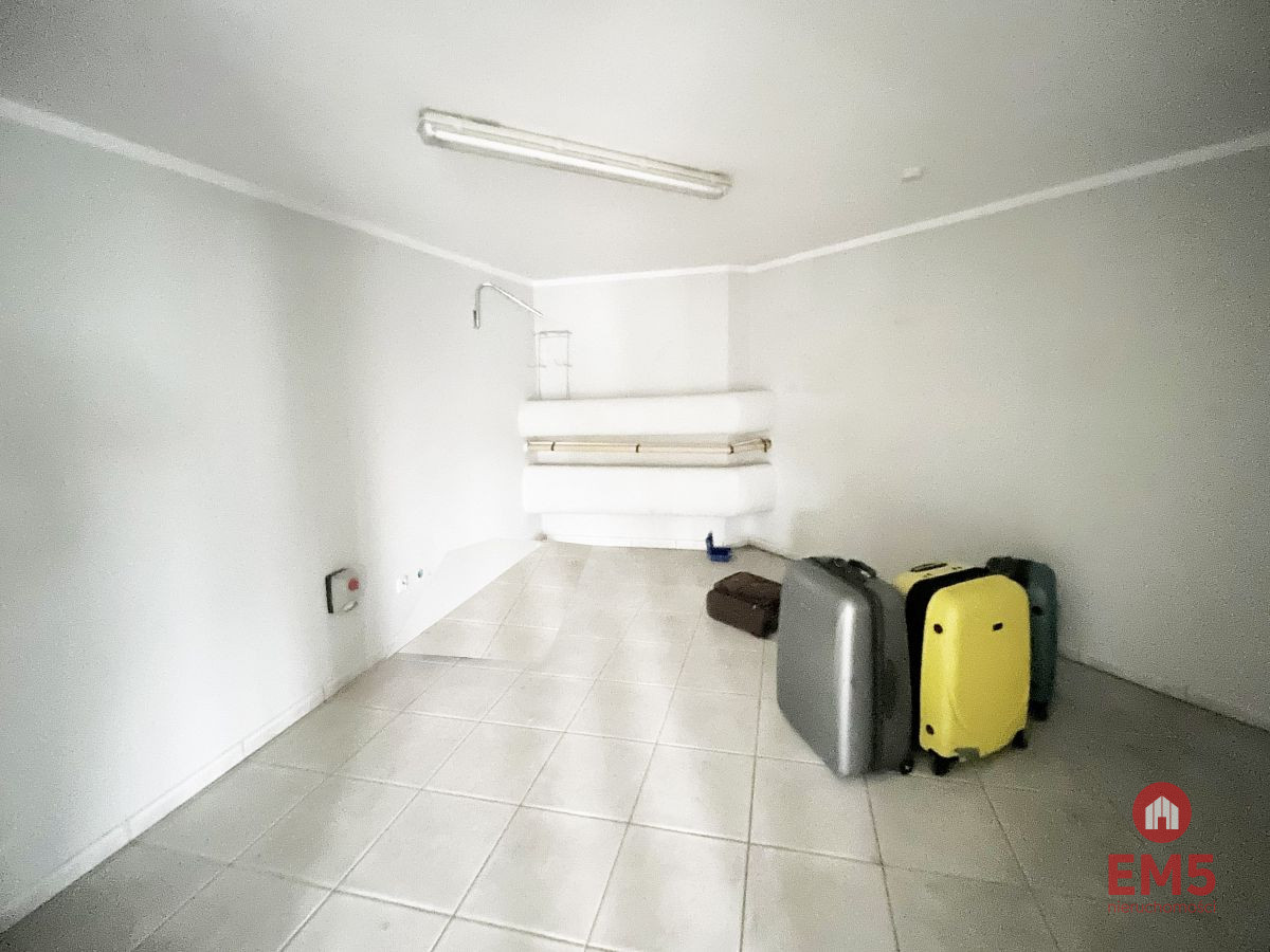 Lokal 80 m2 na parterze, zdjęcie 5