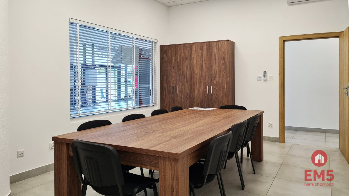 Budynek 1400 m2. Szkoła, fitness, gabinety, zdjęcie 7