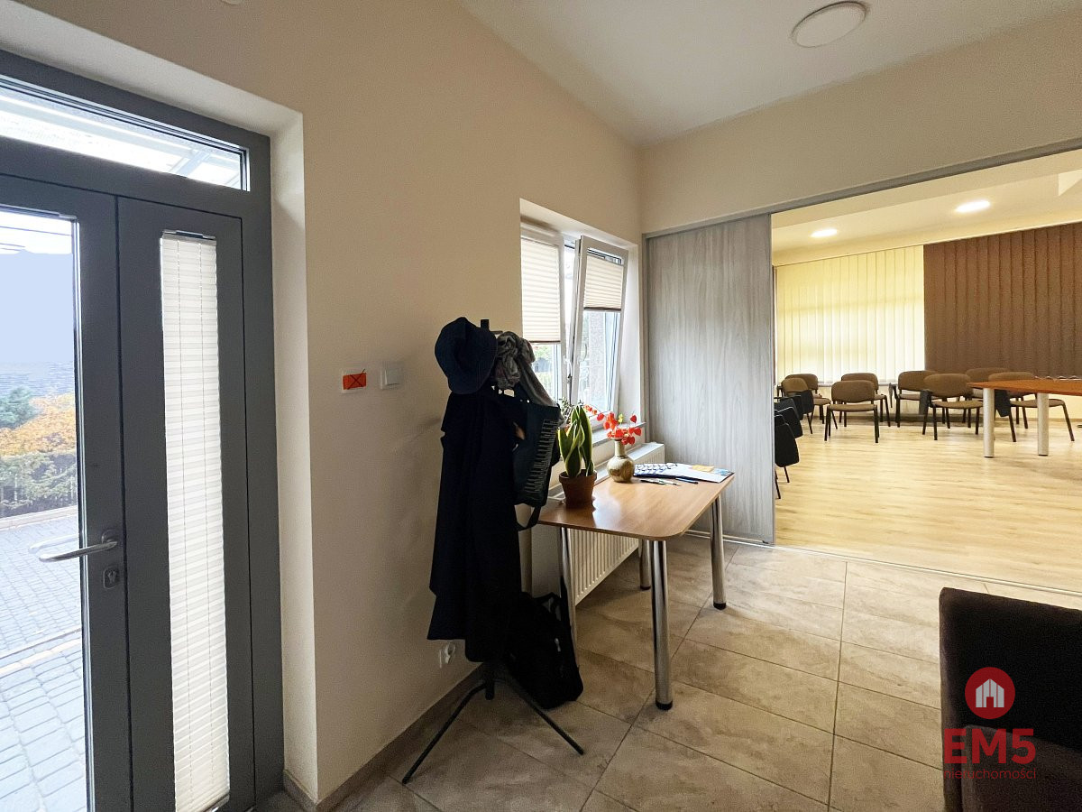 Ładny lokal 66 m2, parter. Polecamy, zdjęcie 8