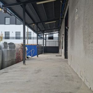 Hala-magazyn z rampą 1200 m2