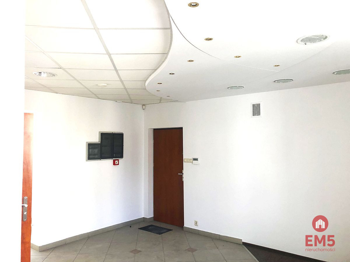 Ścisłe centrum 300 m2 parter plus piętro, zdjęcie 3