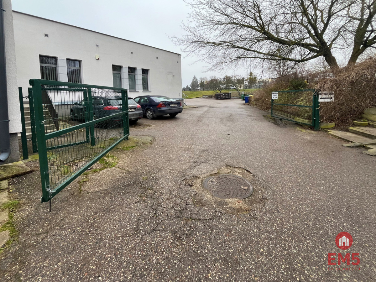 Budynek parterowy 200 m2, zdjęcie 6