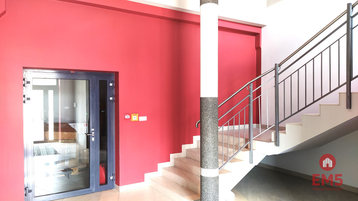 Lokal użytkowy 400 m2, zdjęcie 2