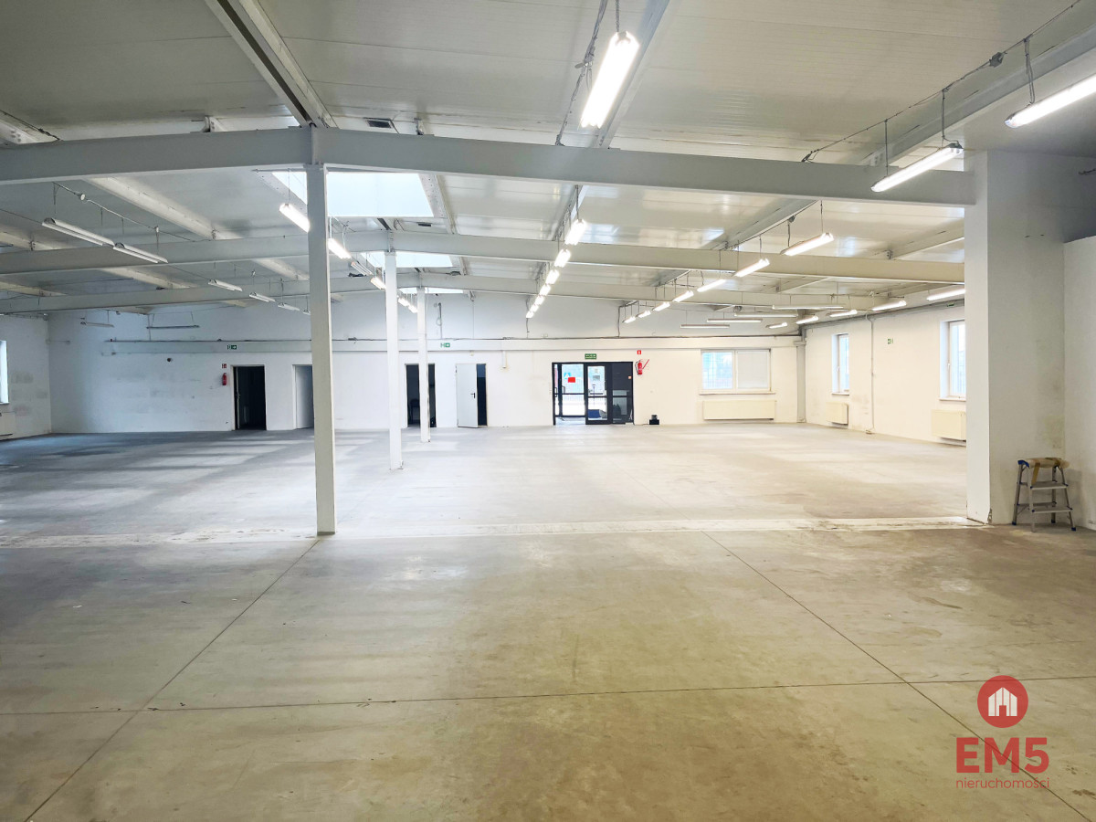 Pow. 1100 m2 przy Parku Handlowym, zdjęcie 3