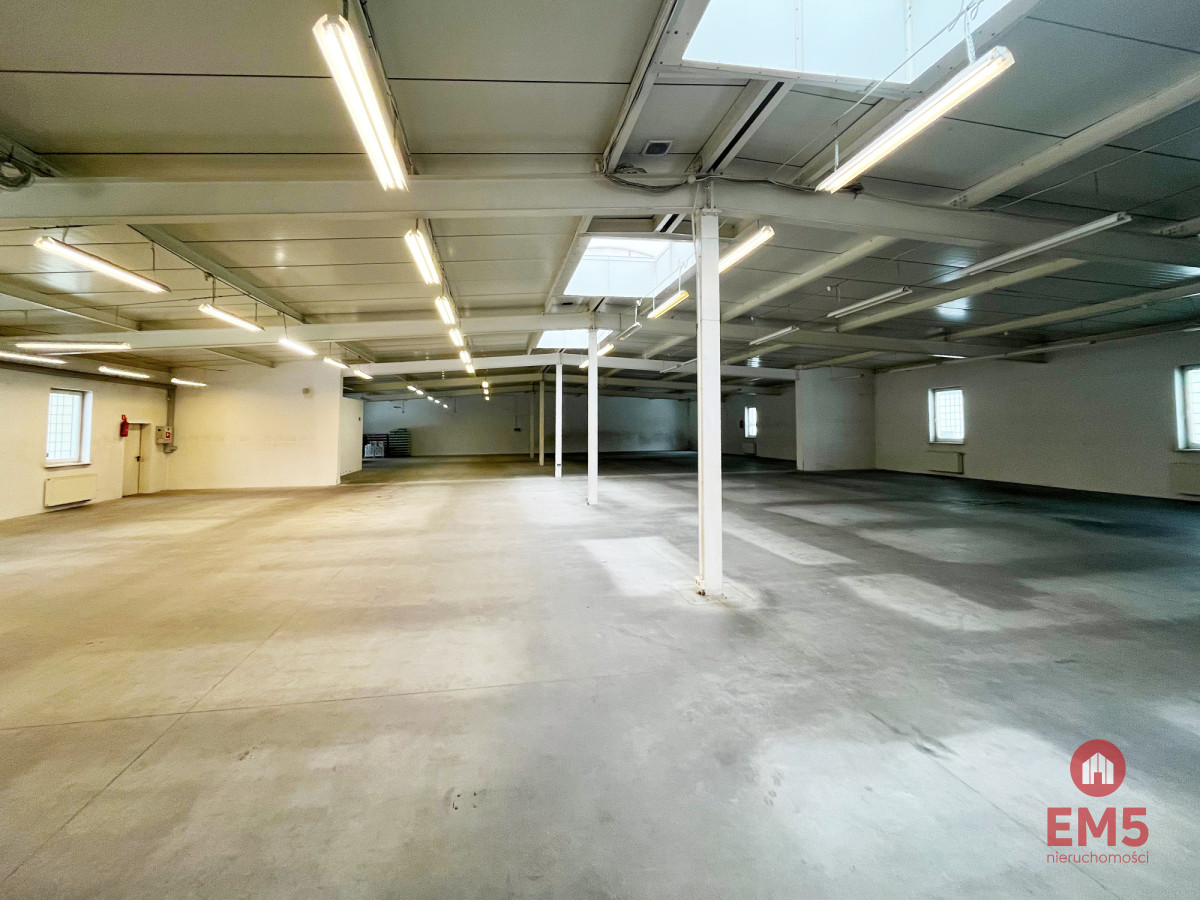 Pow. 1100 m2 przy Parku Handlowym, zdjęcie 4