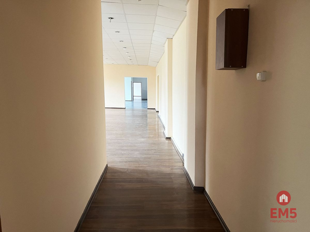 Powierzchnie usługowo biurowe w centrum, zdjęcie 4