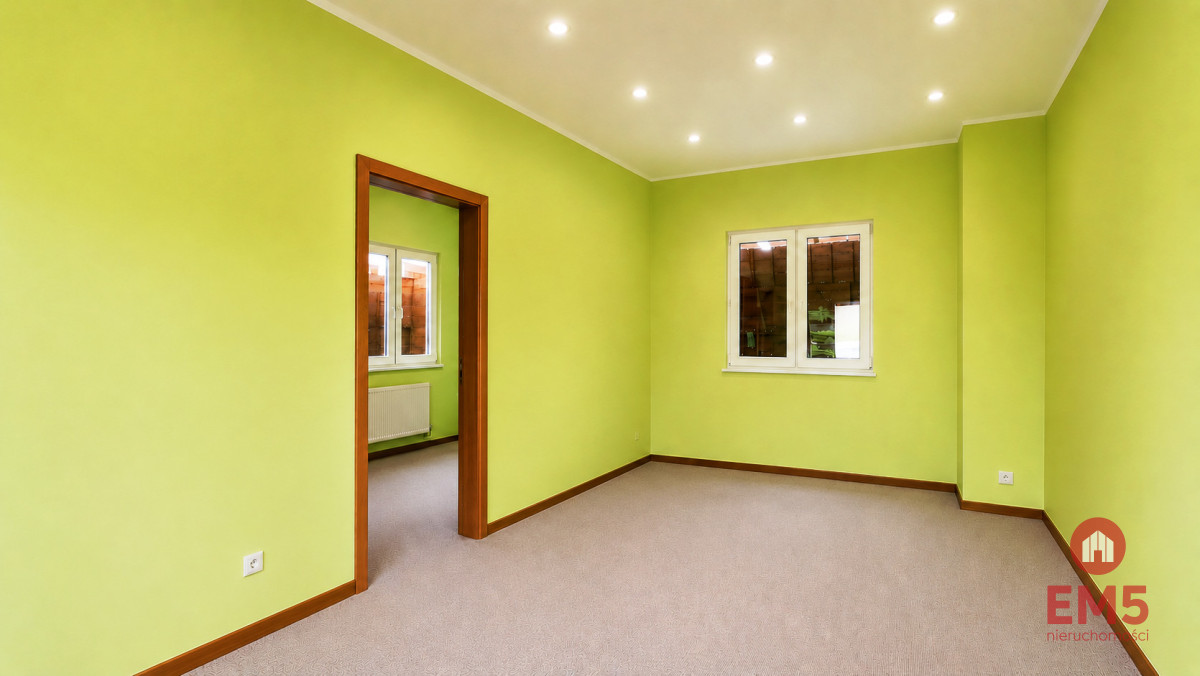 Magazyn z windą towarową 490 m2, zdjęcie 6