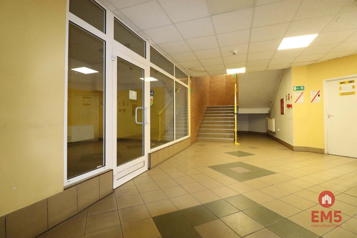Lokal usługowy 23,3 m² w centrum Suwałk, zdjęcie 1