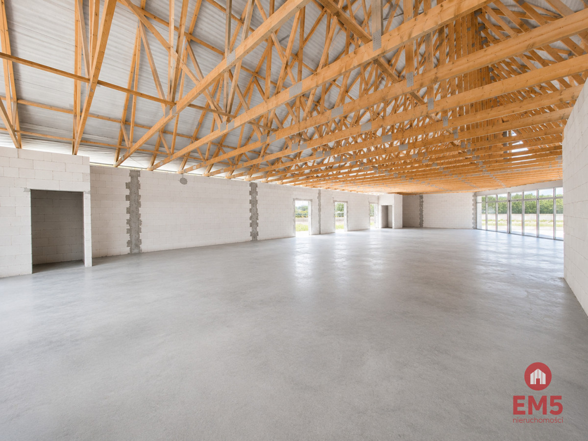 Lokal handlowo-usługowy 360 m2, zdjęcie 3