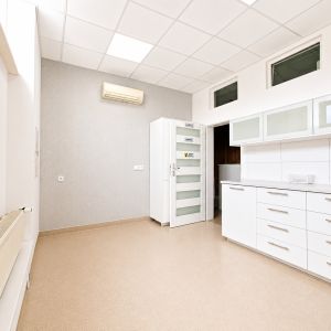 Lokal 51 m2. Os. Piasta