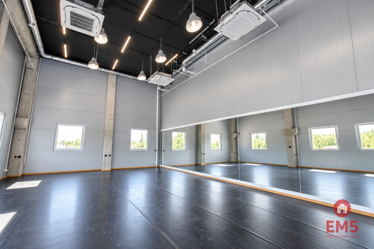 lokal 210 m2 – sport, fitness, sala ćwiczeń, zdjęcie 1