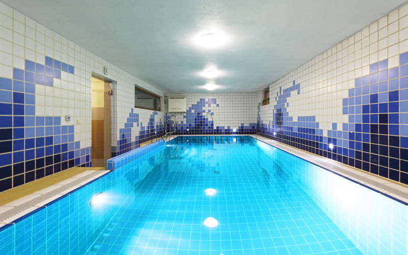 Wilanów | Willa ze strefą spa wewnętrznym basenem