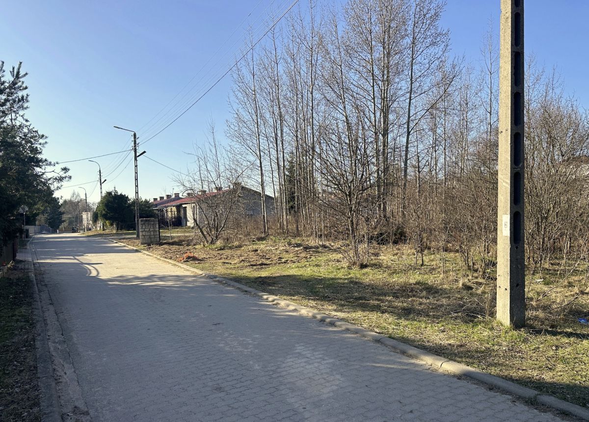 Działka na sprzedaż