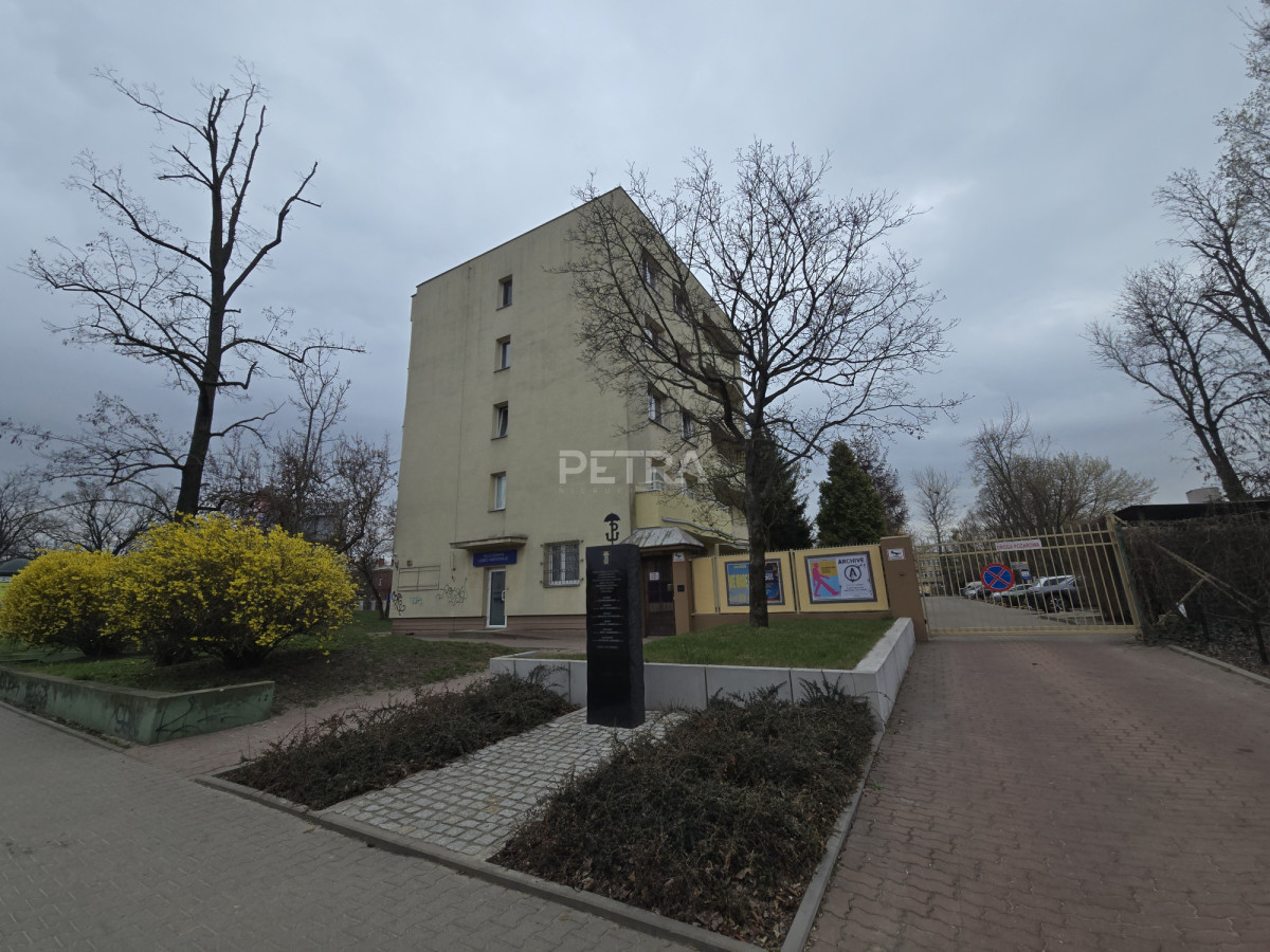 Komercyjny na wynajem
