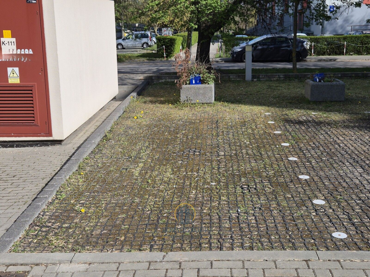 Komercyjny na sprzedaż