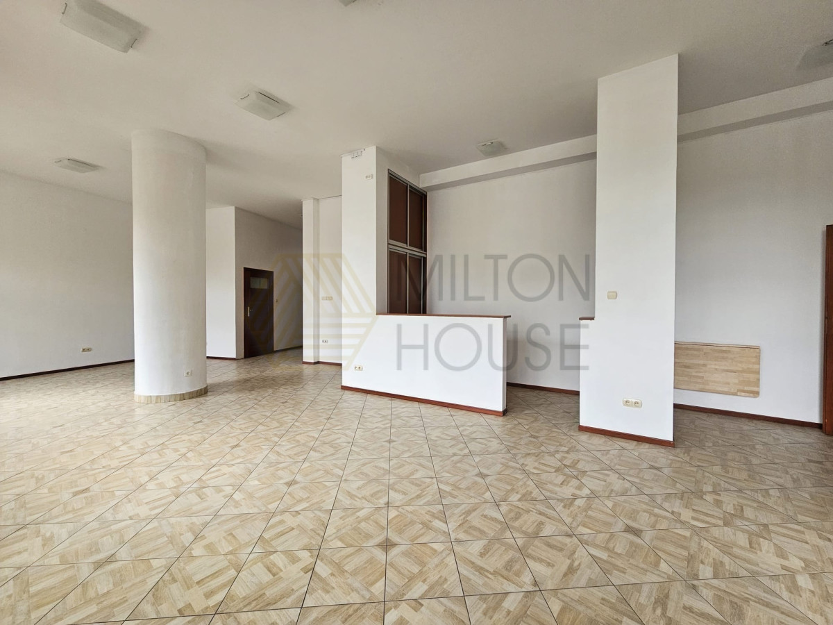 Komercyjny na wynajem