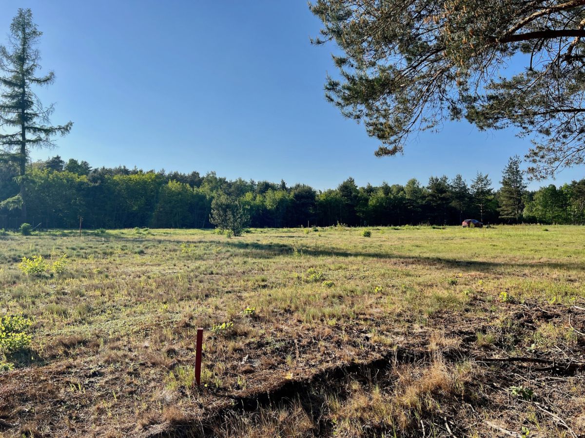 Działka na sprzedaż