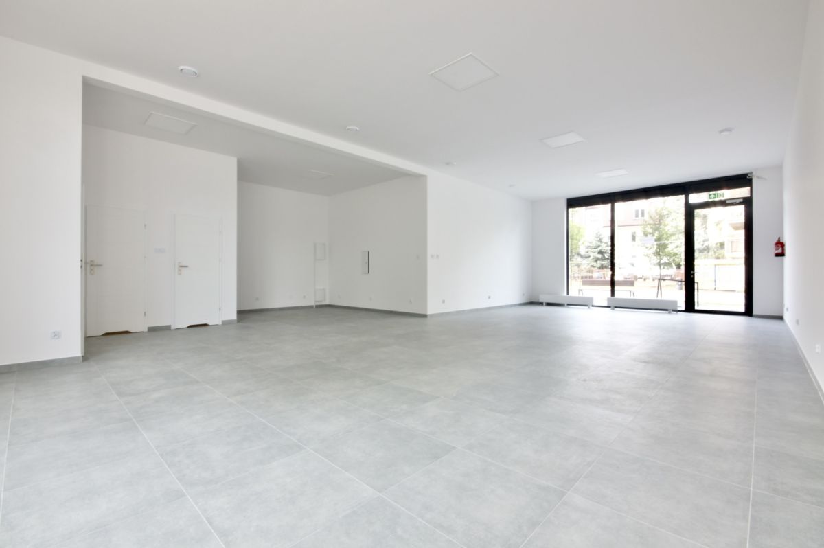 Komercyjny na sprzedaż