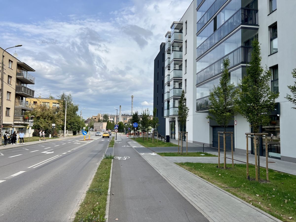 Komercyjny na sprzedaż