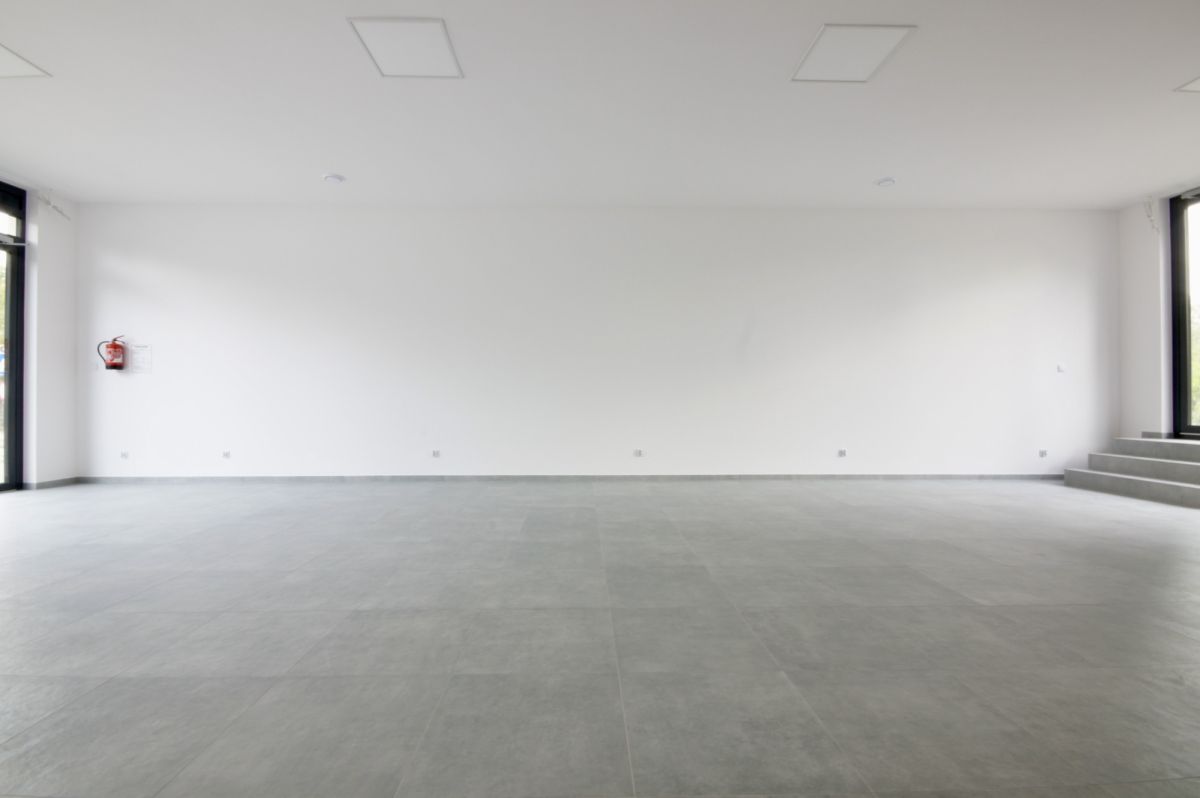 Komercyjny na sprzedaż