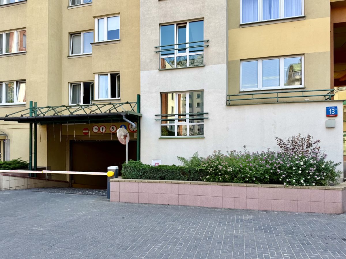 Komercyjny na sprzedaż