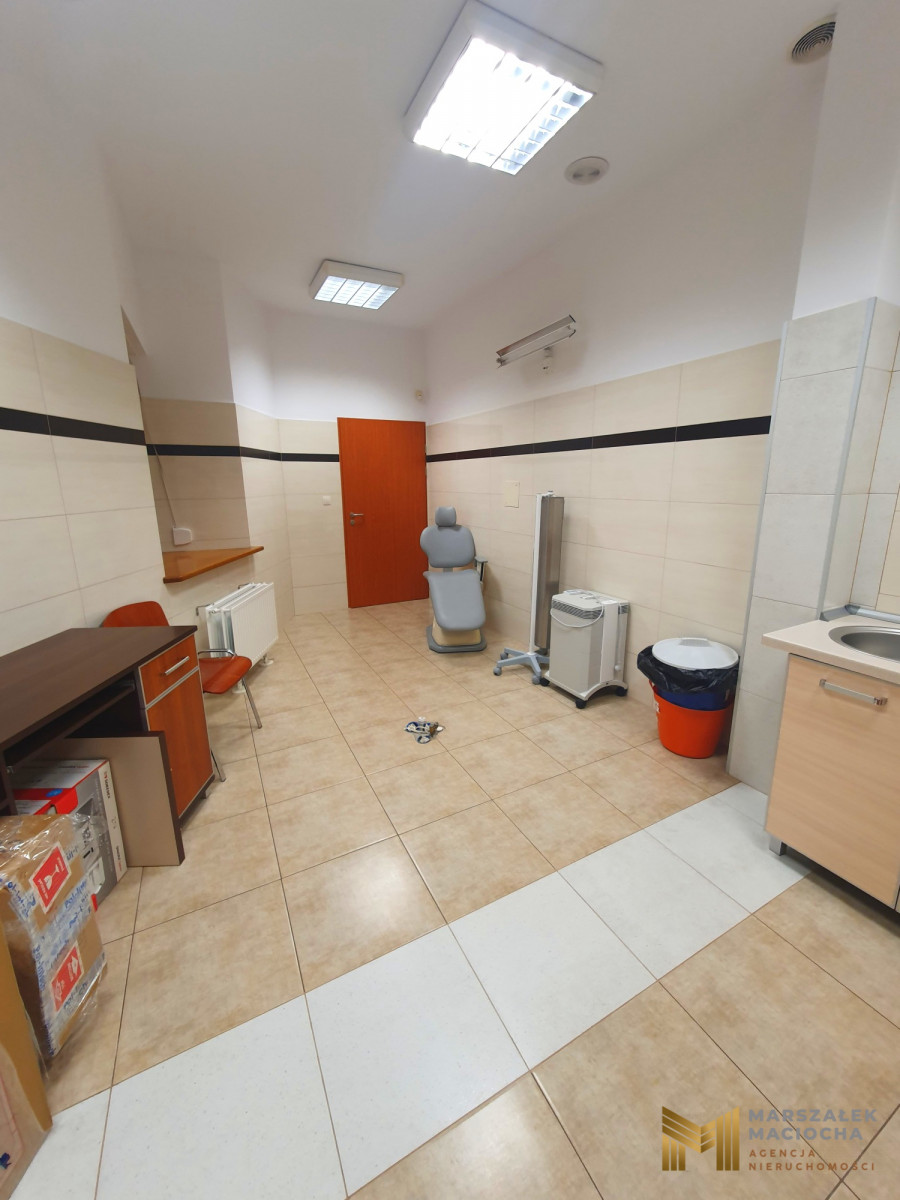 Komercyjny na wynajem