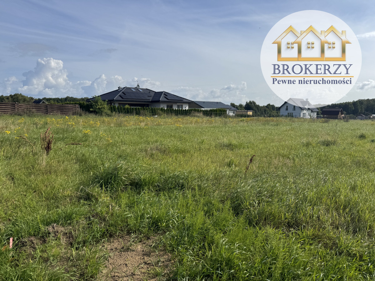 Działka na sprzedaż