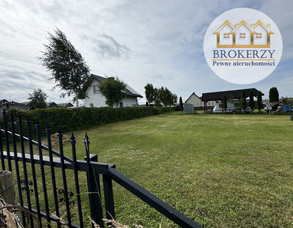 Działka na sprzedaż