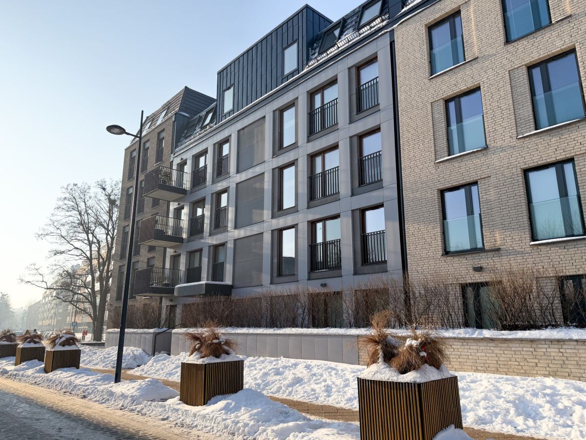 Komercyjny na wynajem