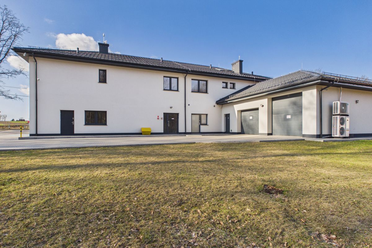 Komercyjny na wynajem