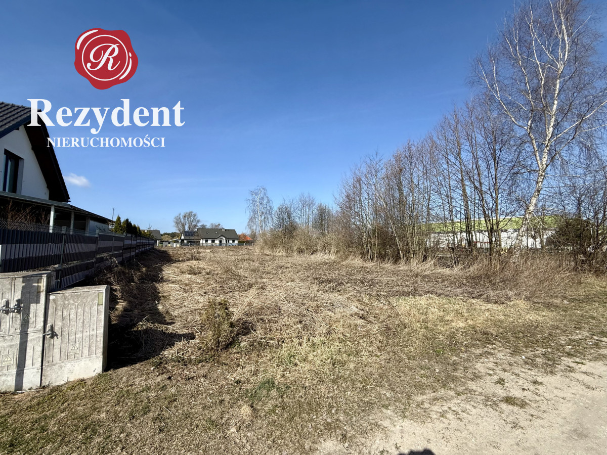 Działka na sprzedaż