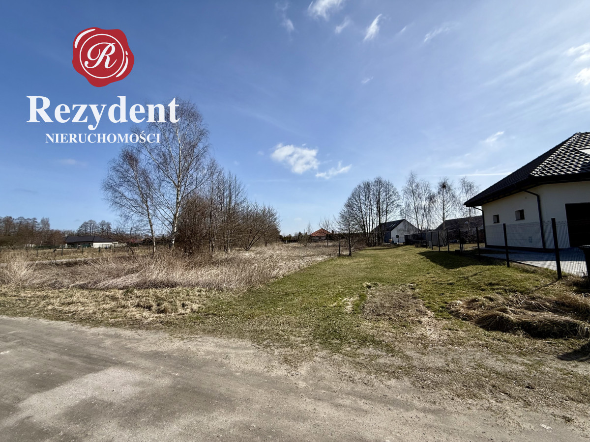 Działka na sprzedaż