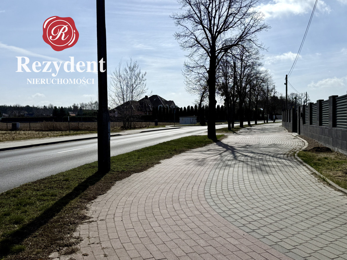 Działka na sprzedaż