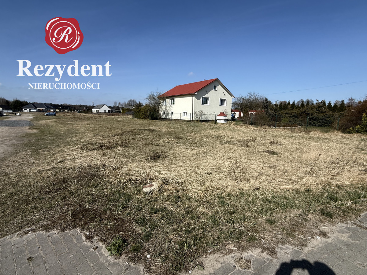 Działka na sprzedaż