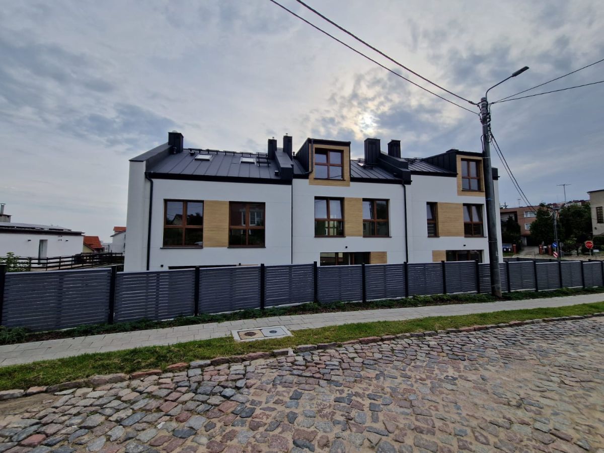 Dom na sprzedaż