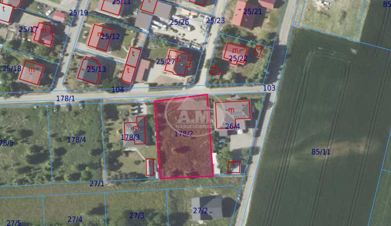 Działka na sprzedaż