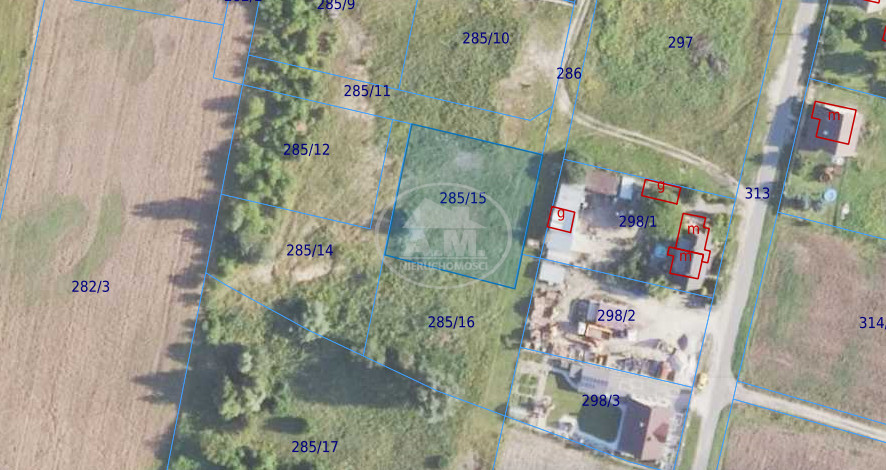 Działka na sprzedaż