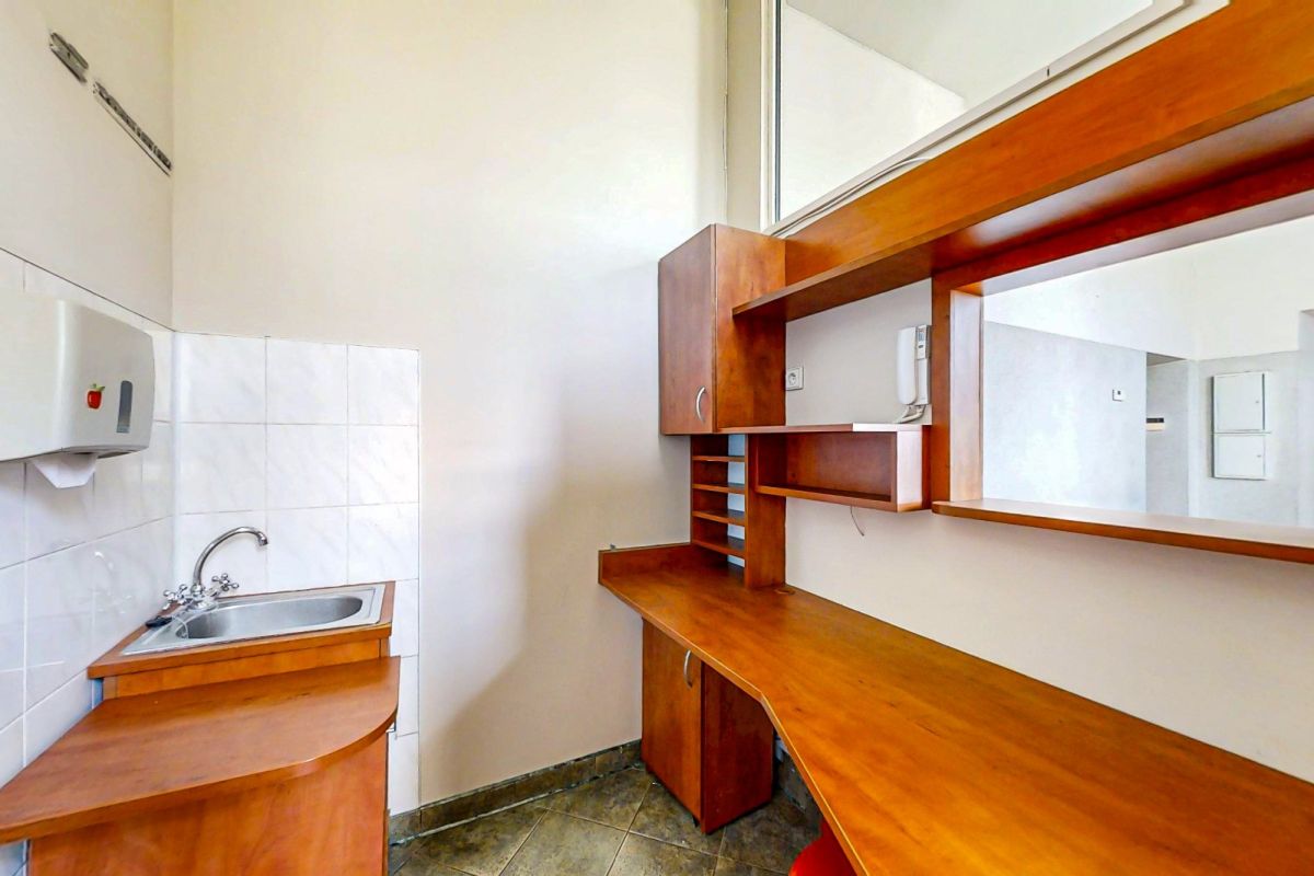 Komercyjny na sprzedaż