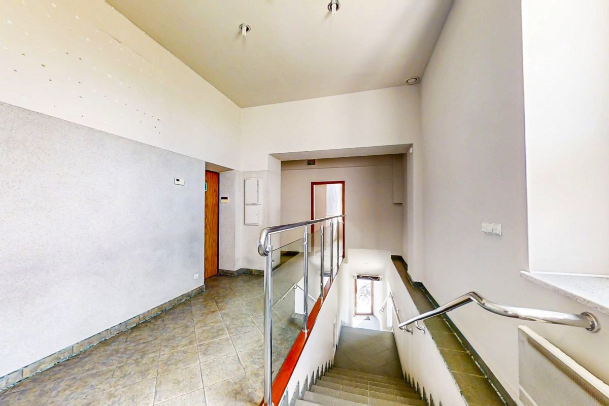 Komercyjny na sprzedaż