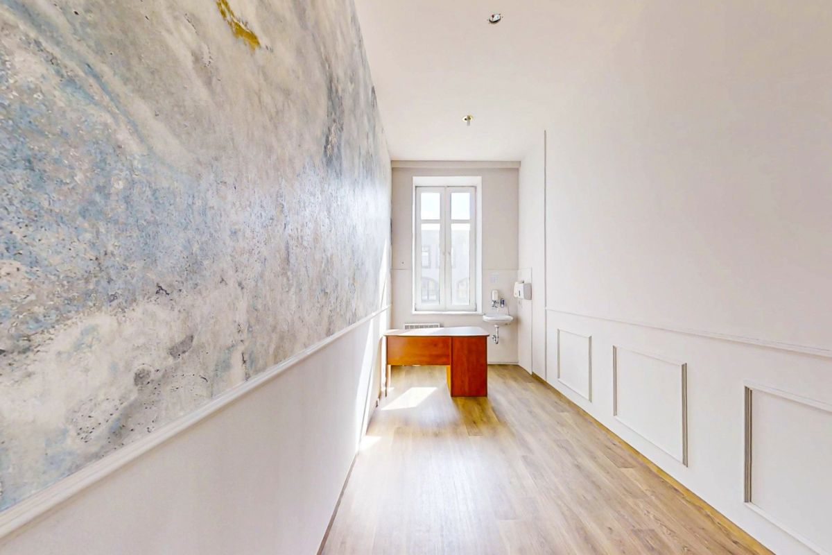 Komercyjny na sprzedaż