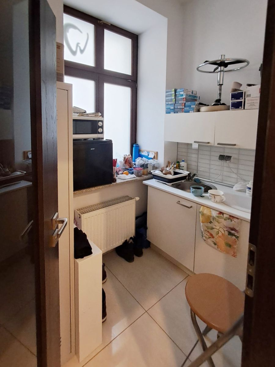 Komercyjny na sprzedaż